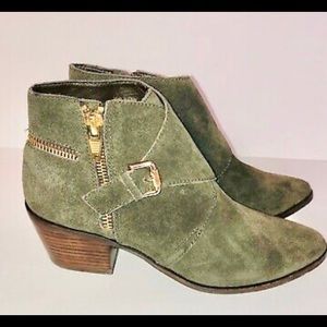 Dolce Vita Green,  Suede , Gold Zipper, Booties 9.